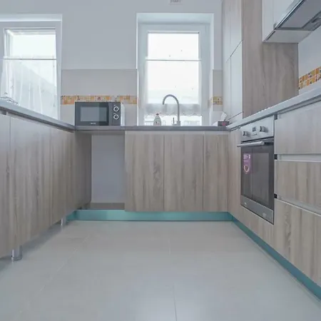 Cn2i Luxury Accommodation/coresi Брашов